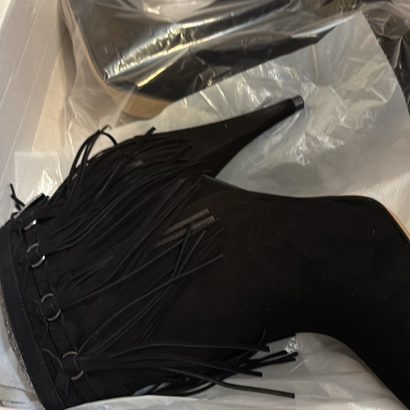 NINE WEST CASANDRI BLACK SUEDE HIGH HERL BOOTIE - Picture 8 of 8